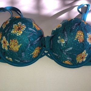 PINK Victoria's Secret Pushup Size 36B Bra